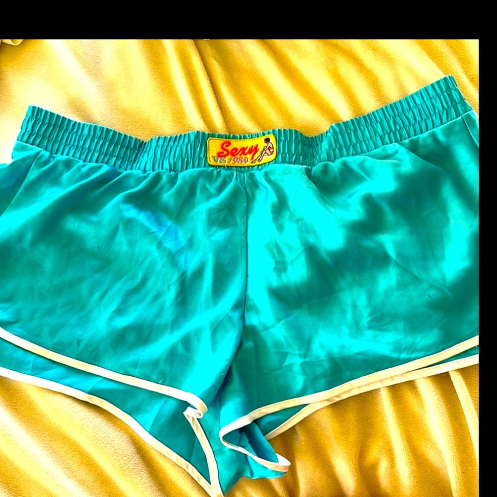 VS vintage look satin shorts